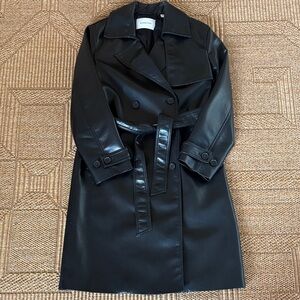 Aritzia Babaton Tabloid Trench Coat Black size small